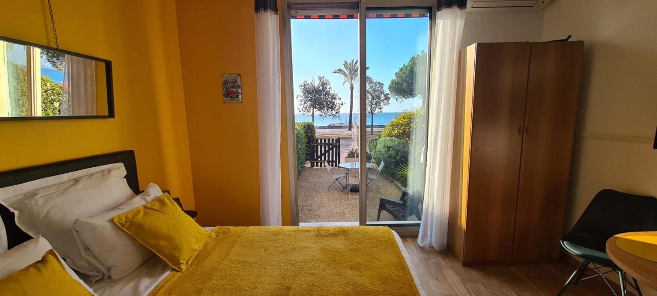 Studio De La Plage - Mer, Terrasse Et Garage Καν-συρ-Μερ Εξωτερικό φωτογραφία